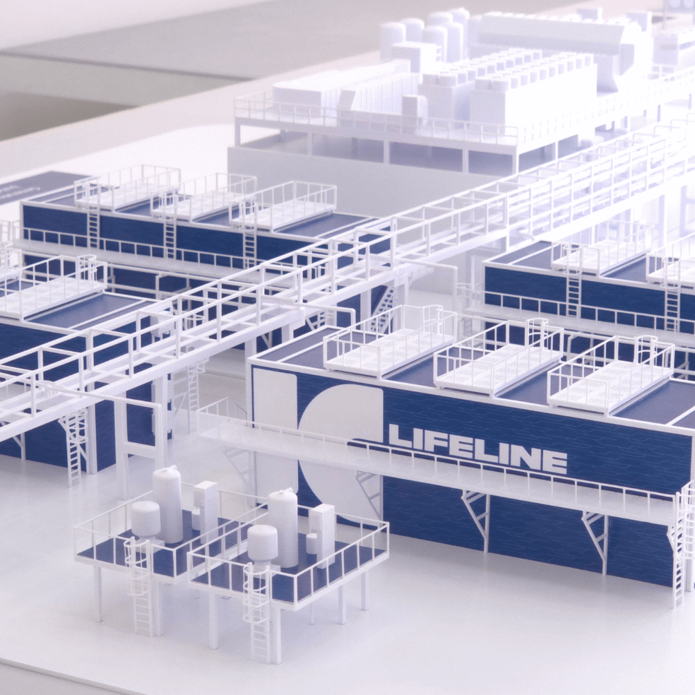 Detailansicht der Rohrbrücke und vollständigen Verrohrung am Anlagenmodell 1:100
